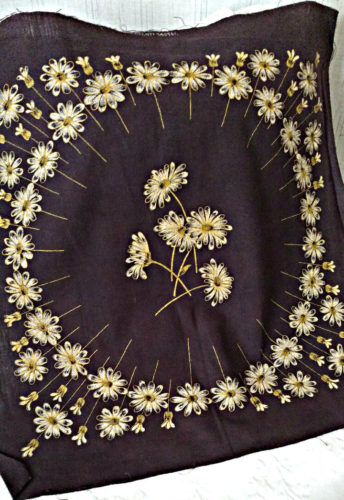 Early 1900s Stencil Daisy Flower Pillow Top Cover To Embroidery