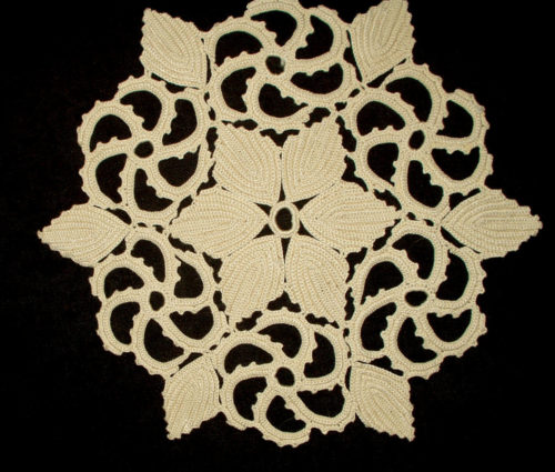 Antique Vintage 1900's 1920's Irish Crochet Table Doily