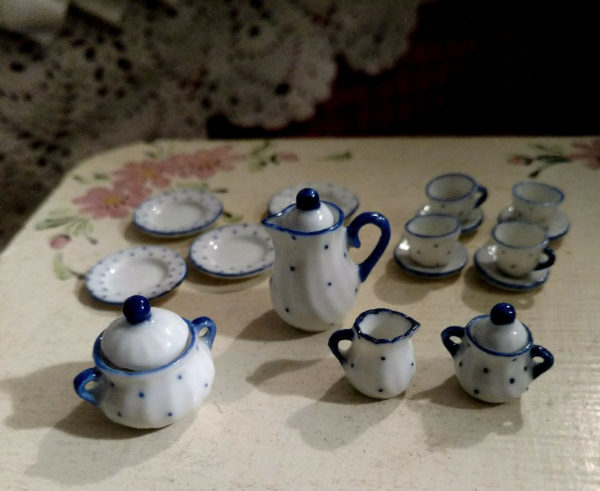 Antique Victorian Doll House Dishes Miniature Toy Tea Set Blue White China