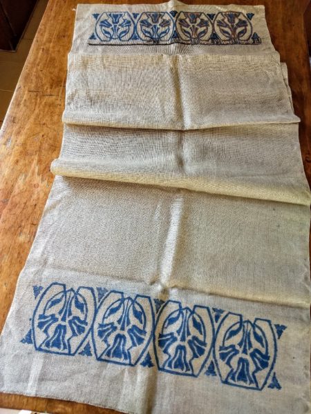 1920 Unfinished Art Craft Linen Table Runner Tint Stamp Embroidery Ends