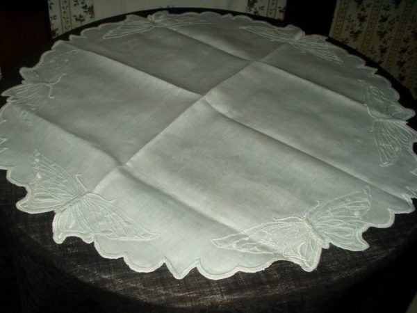 Antique Early 1900 Butterfly Embroidery Linen Centerpiece Table Doily