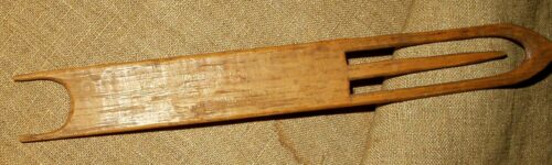 American Vintage 1900 Hand Made Wooden Weaving Darning Netting Shuttle Tool