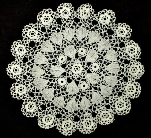 Vintage 1920's Irish Crochet Lace Table Doily Round Mat
