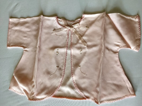 Vintage 1930s Baby Sacque Bed Jacket Rayon Embroidery Unworn