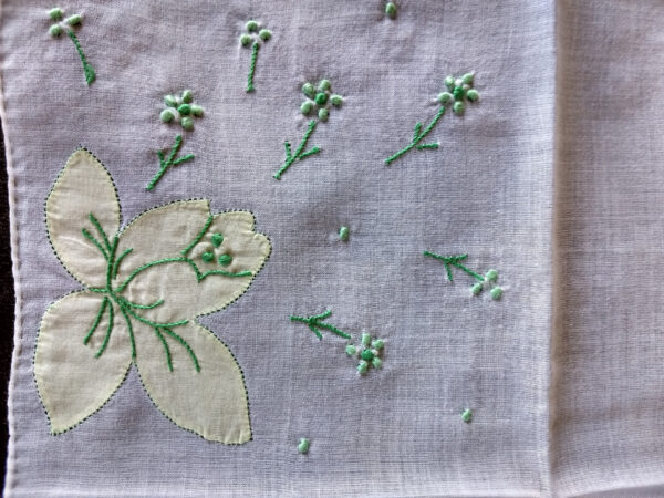 Madeira Applique Embroidery Hanky Green Yellow Flowers Handkerchief
