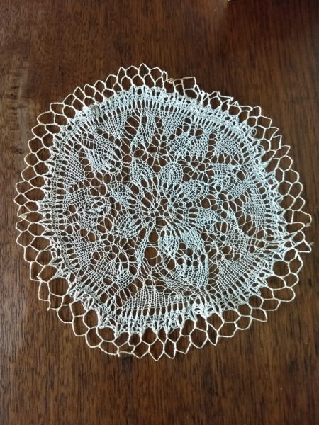 Hand Knitted Doily Round Table Mat Linens Antique 1900s