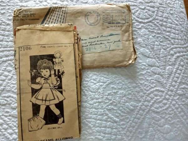 Vintage Fabric Cloth Doll Pattern Clothes 1940s Complete