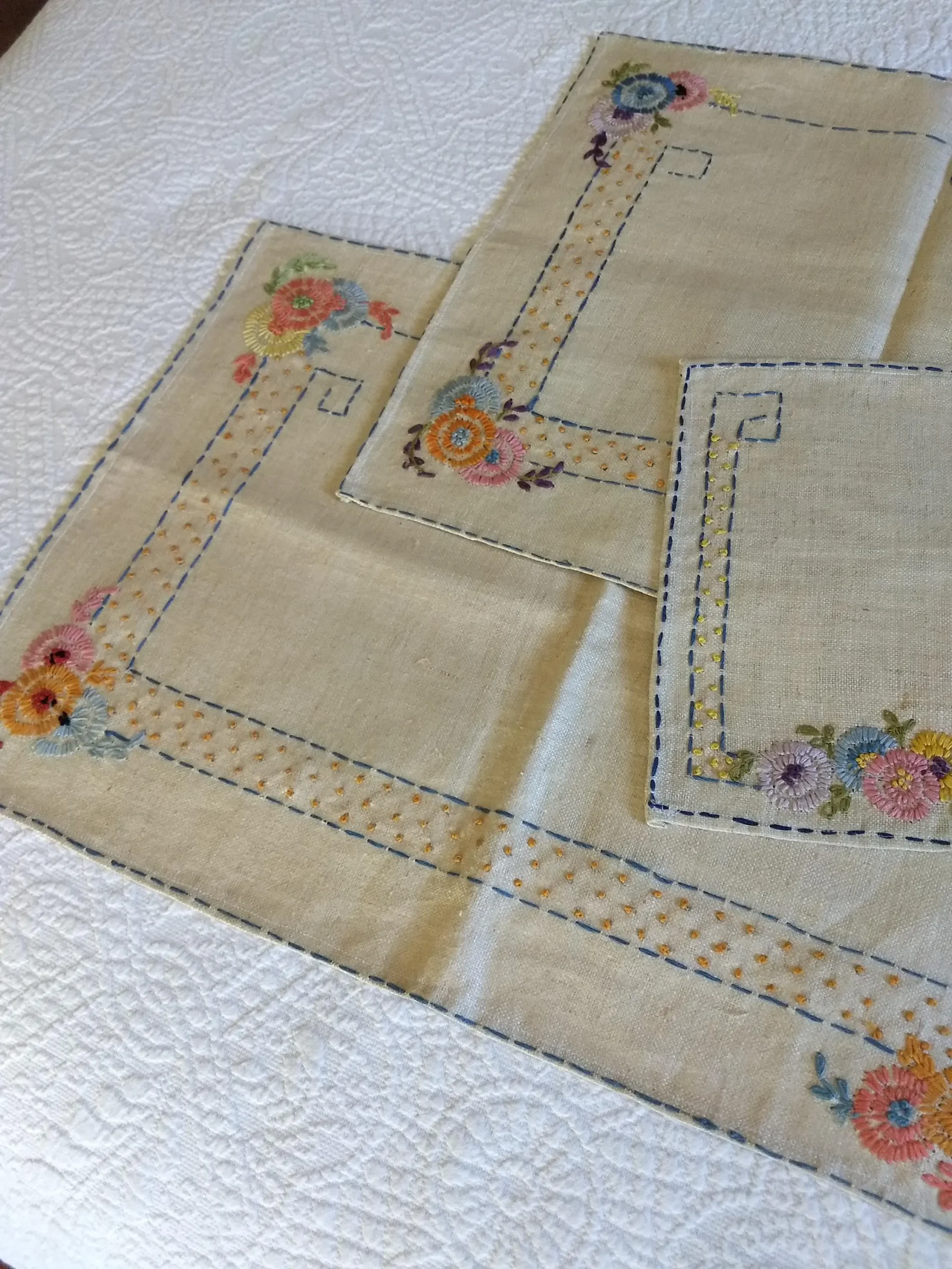 Vintage Antimacassar Doily Embroidered 1920's Chair or Vanity Set Unused 4 Pieces