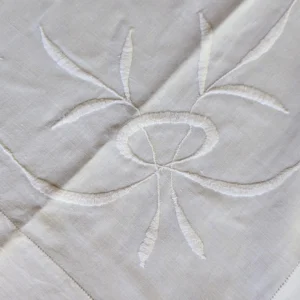 Antique Tablecloth Square White Doily Embroidered Leaf Drawnwork Hand Needlework
