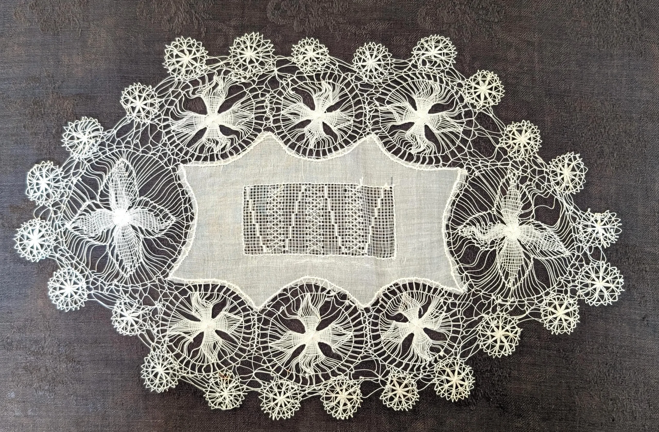 Tenerife Lace Doily Drawnwork White Linen Oval Table Mat