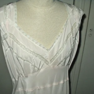 Vintage 1940s Alberta Lingerie Pink Rayon Nightgown Bias Cut Lace Inset Glamour Gown